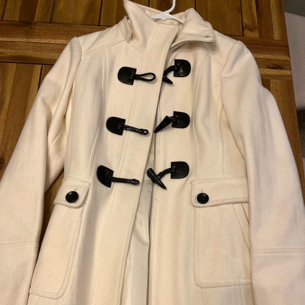 MODA Coat in white